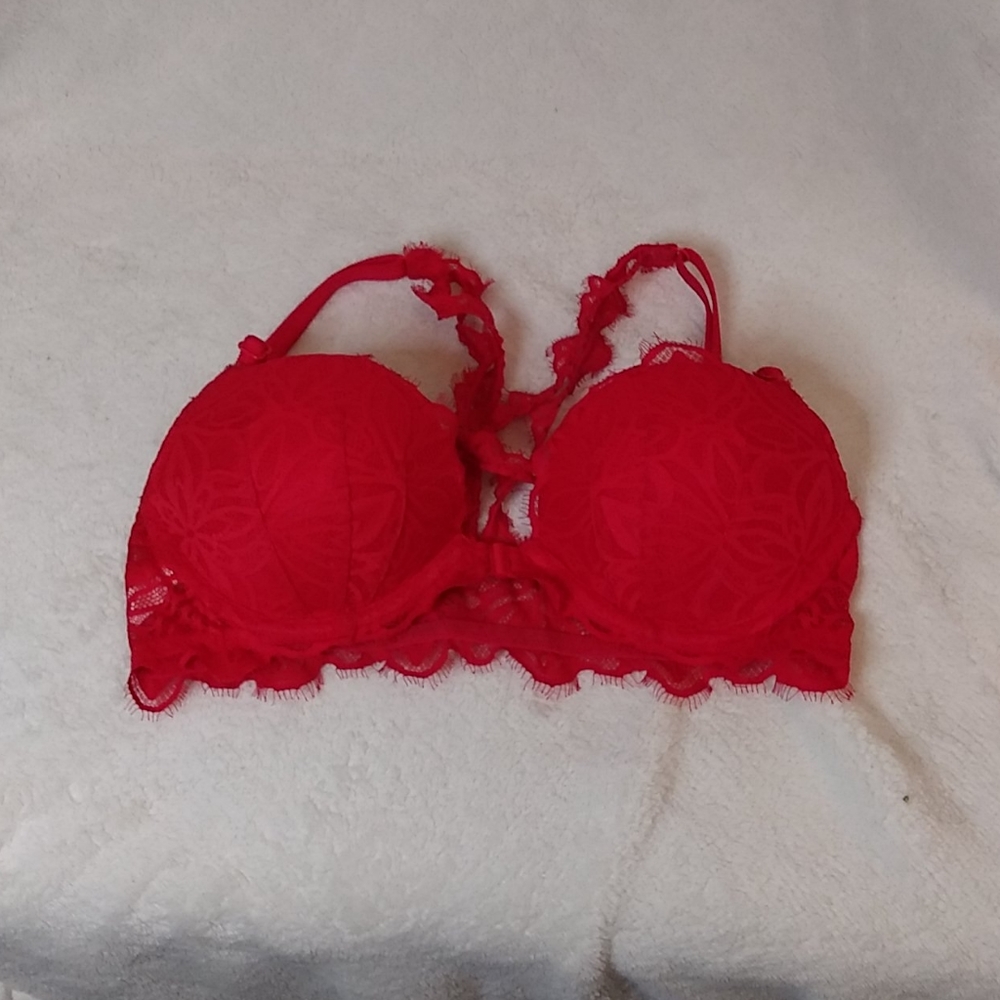 VS Pink the date racer back bra 32c